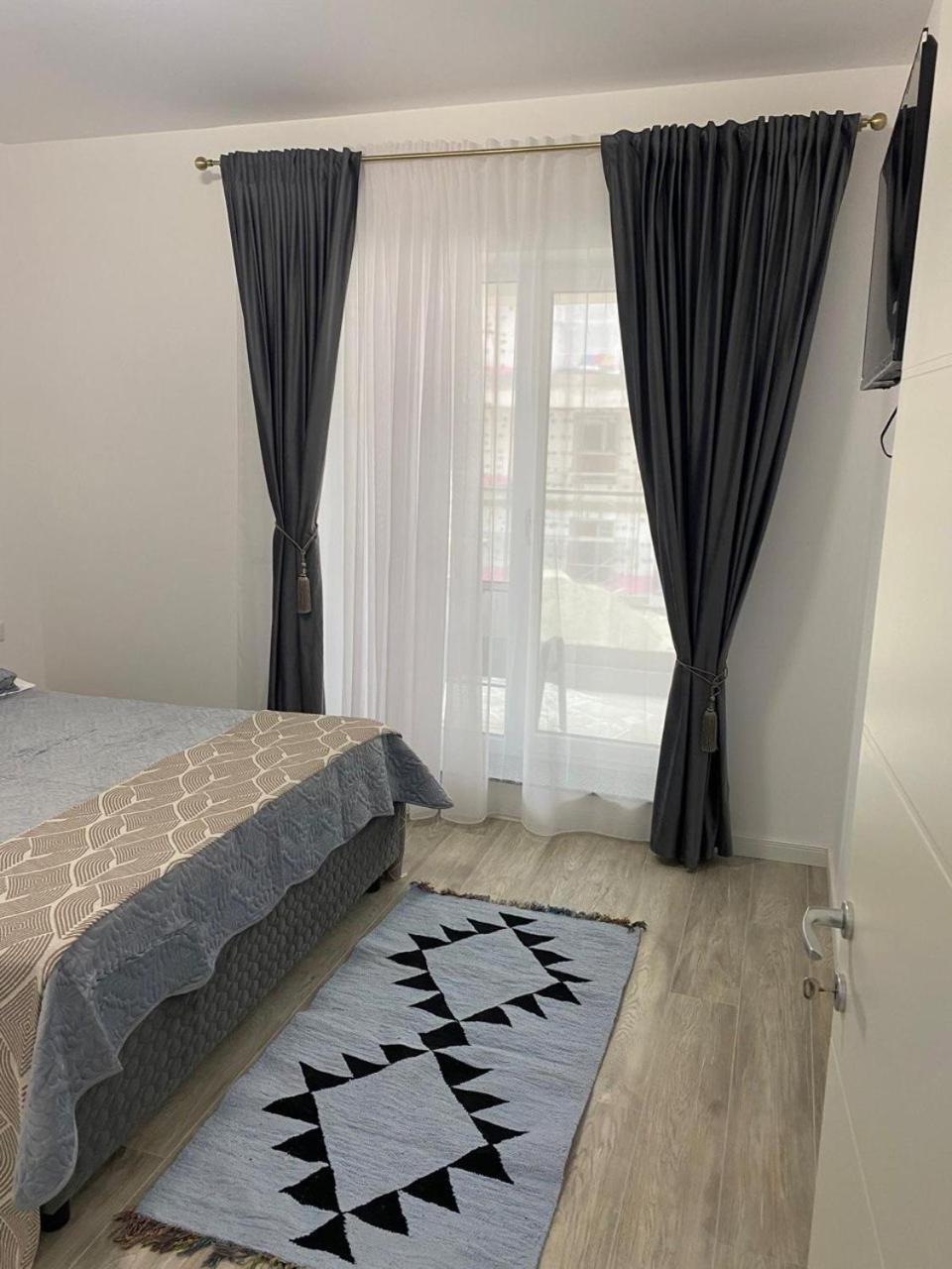 Apartament Satina Craiova Exteriör bild